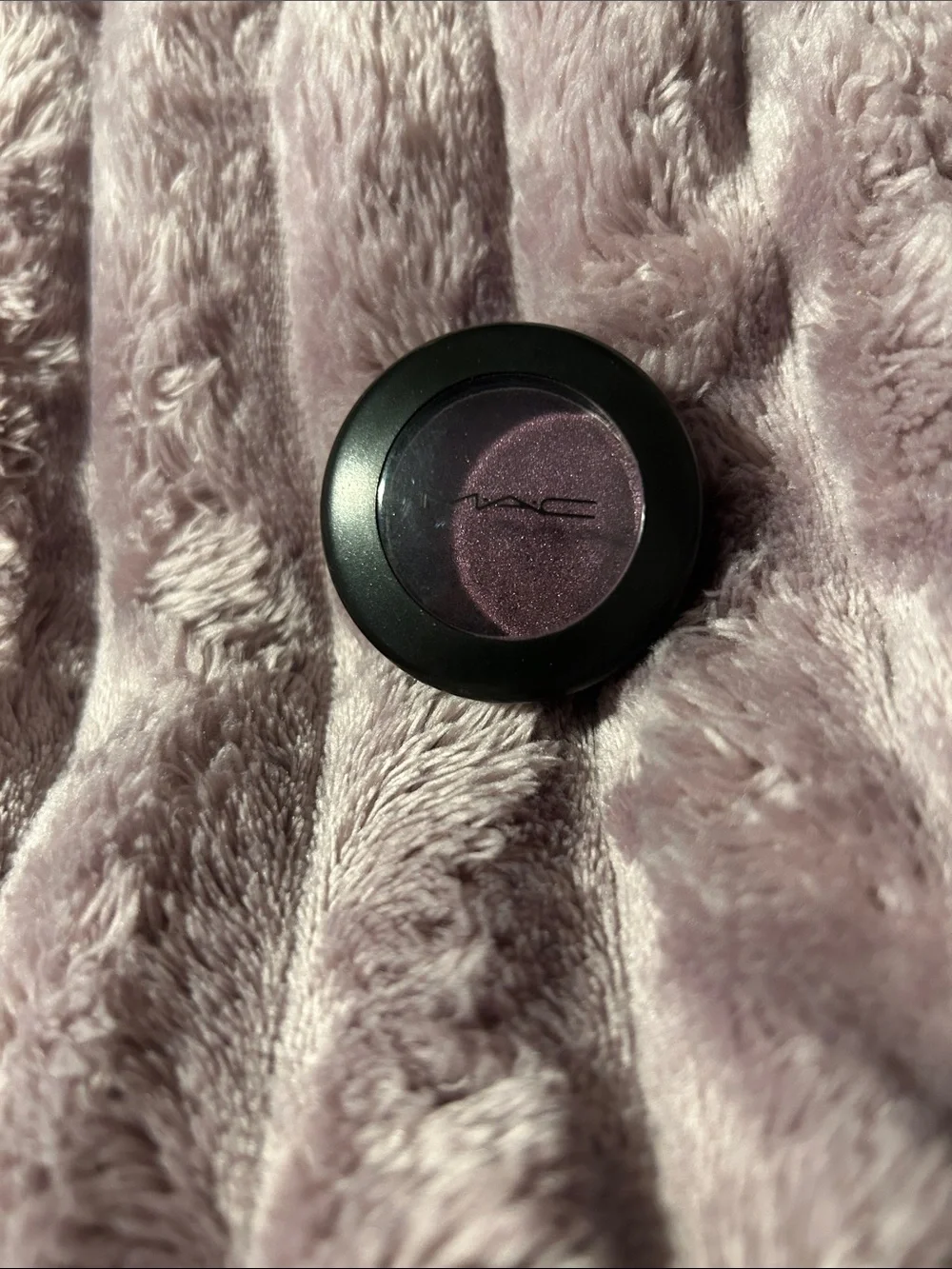 MAC Cosmetics Frost Eyeshadow Single - Nocturnelle